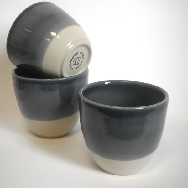 Tasses en Grès de la collection Bicrome - Pièce tournée à l'atelier - Céramique alimentaire et décorative